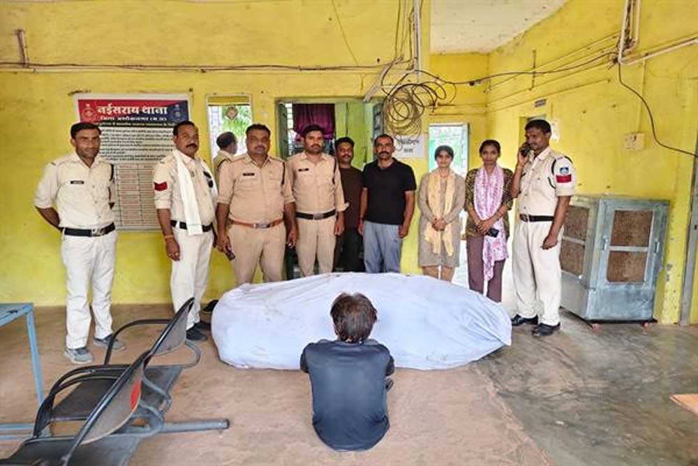 मध्यप्रदेश पुलिस का नशे के विरुद्ध सख्त प्रहार मध्यप्रदेश पुलिस का नशे के विरुद्ध सख्त प्रहार