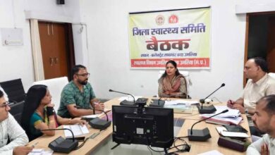 शिशु एवं मातृ मृत्यु दर में कमी लाने के लिए स्वास्थ्य विभाग को कलेक्टर के सख्त निर्देश शिशु एवं मातृ मृत्यु दर में कमी लाने के लिए स्वास्थ्य विभाग को कलेक्टर के सख्त निर्देश