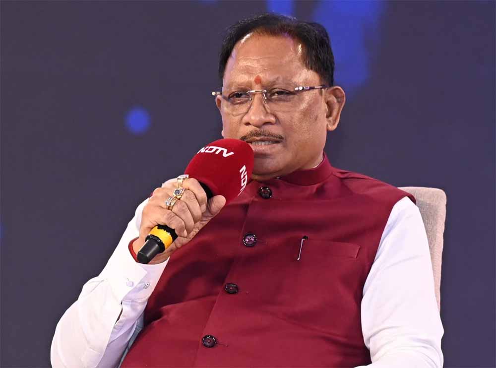मुख्यमंत्री के निर्देश पर किसानों को खाद-बीज की निर्बाध उपलब्धता, कालाबाजारी पर कड़ा प्रहार मुख्यमंत्री के निर्देश पर किसानों को खाद-बीज की निर्बाध उपलब्धता, कालाबाजारी पर कड़ा प्रहार