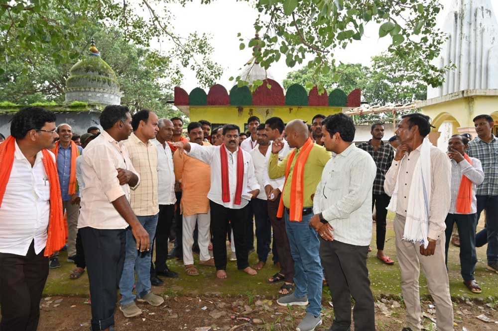 उप मुख्यमंत्री ने किया बूढ़ा महादेव से खुड़िया तक सावन कांवड़ यात्रा की तैयारियों का मैराथन निरीक्षण उप मुख्यमंत्री ने किया बूढ़ा महादेव से खुड़िया तक सावन कांवड़ यात्रा की तैयारियों का मैराथन निरीक्षण