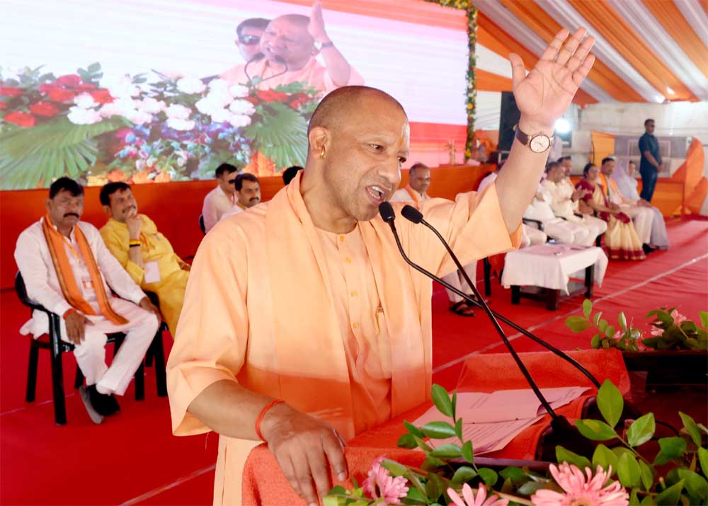 योगी सरकार में समस्याओं का त्वरित समाधान, 89.41 लाख रुपये के जीपीएफ का कराया भुगतान योगी सरकार में समस्याओं का त्वरित समाधान, 89.41 लाख रुपये के जीपीएफ का कराया भुगतान