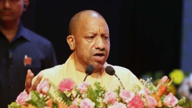 प्रयागराज में CM योगी का बड़ा बयान, बोले- भारत की आत्मा सनातन धर्म में बसती है, श्रीराम हैं इसका मूल स्रोत प्रयागराज में CM योगी का बड़ा बयान, बोले- भारत की आत्मा सनातन धर्म में बसती है, श्रीराम हैं इसका मूल स्रोत