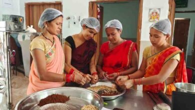 महुआ ने बदली महिलाओं की जिंदगी,वन धन योजना से मिली आत्मनिर्भरता की नई पहचान महुआ ने बदली महिलाओं की जिंदगी,वन धन योजना से मिली आत्मनिर्भरता की नई पहचान