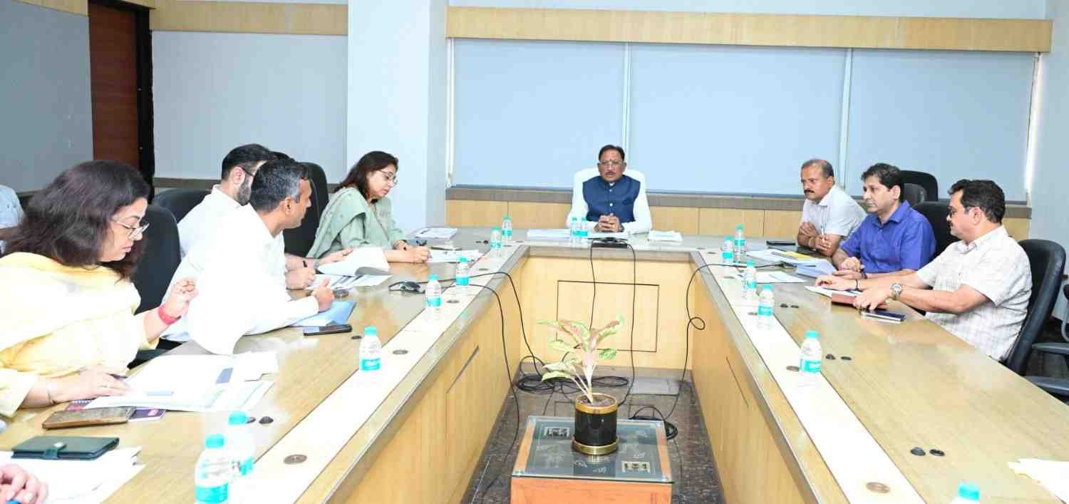 शासन की जनकल्याणकारी योजनाओं का करें समयबद्ध क्रियान्वयन , प्रत्येक पात्र व्यक्ति को मिले शासन की योजनाओं का लाभ : मुख्यमंत्री विष्णुदेव साय शासन की जनकल्याणकारी योजनाओं का करें समयबद्ध क्रियान्वयन , प्रत्येक पात्र व्यक्ति को मिले शासन की योजनाओं का लाभ : मुख्यमंत्री विष्णुदेव साय