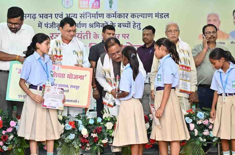 ढाई साल की उपलब्धियाँ- छत्तीसगढ़ की श्रमिक कल्याण के क्षेत्र में नई पहचान