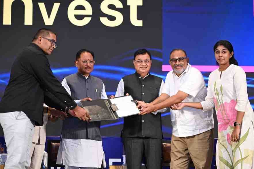 विजन 2047 की ओर बढ़ता छत्तीसगढ़: उद्योगों से आत्मनिर्भर और समृद्ध भविष्य की नई पहल विजन 2047 की ओर बढ़ता छत्तीसगढ़: उद्योगों से आत्मनिर्भर और समृद्ध भविष्य की नई पहल