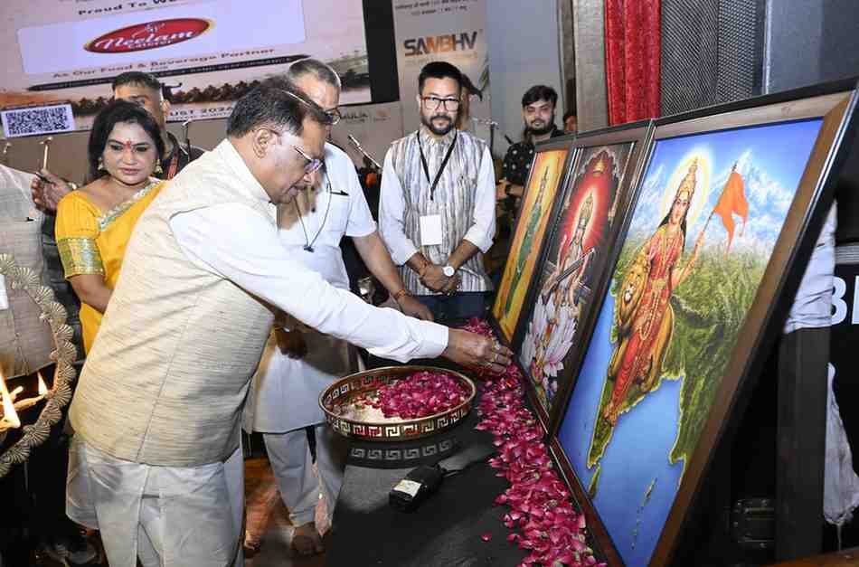 ‘आजादी की धुन’ स्वतंत्रता सेनानियों के त्याग और बलिदान को स्मरण करने का सुनहरा अवसर : मुख्यमंत्री विष्णु देव साय ‘आजादी की धुन’ स्वतंत्रता सेनानियों के त्याग और बलिदान को स्मरण करने का सुनहरा अवसर : मुख्यमंत्री विष्णु देव साय