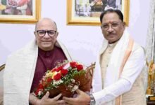 मुख्यमंत्री विष्णुदेव साय से निर्माता-निर्देशक डॉ. चंद्रप्रकाश द्विवेदी ने की सौजन्य मुलाकात