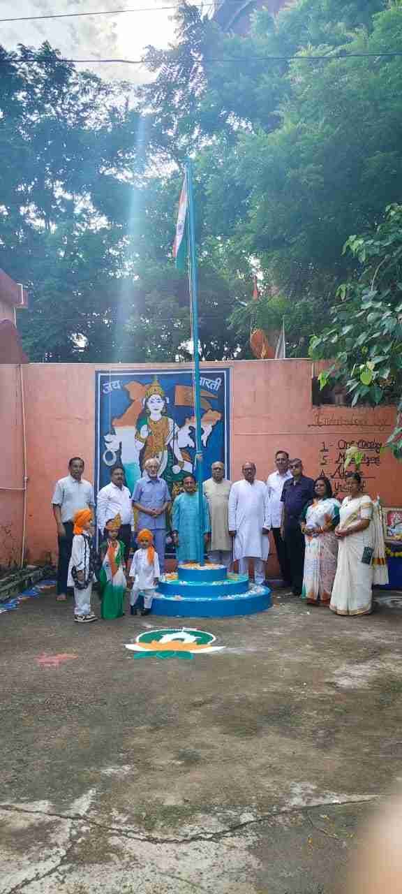 सरस्वती विहार स्कूल में स्वतंत्रता दिवस गरिमा एवं देशभक्ति की भावना के साथ मनाया गया सरस्वती विहार स्कूल में स्वतंत्रता दिवस गरिमा एवं देशभक्ति की भावना के साथ मनाया गया