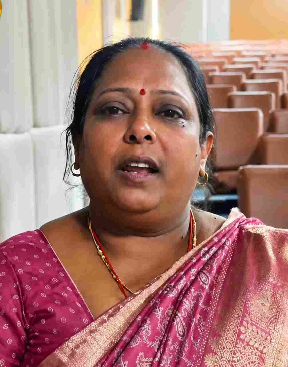 विष्णु भैया के उपहार से रक्षाबंधन की खुशियां दोगुनी, महतारी वंदन की 30वीं किस्त से बहनों को मिला संबल विष्णु भैया के उपहार से रक्षाबंधन की खुशियां दोगुनी, महतारी वंदन की 30वीं किस्त से बहनों को मिला संबल