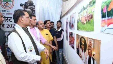 तस्वीरों ने ताजा कीं मुख्यमंत्री विष्णुदेवसाय की पुरानी यादें : मुख्यमंत्री विष्णुदेव साय ‘दृश्य संवाद 2026’ के समापन समारोह में हुए शामिल