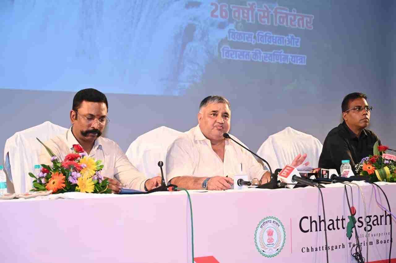 छत्तीसगढ़ पर्यटन को मिलेगी वैश्विक उड़ान, संस्कृति और विरासत को भी नई पहचान छत्तीसगढ़ पर्यटन को मिलेगी वैश्विक उड़ान, संस्कृति और विरासत को भी नई पहचान