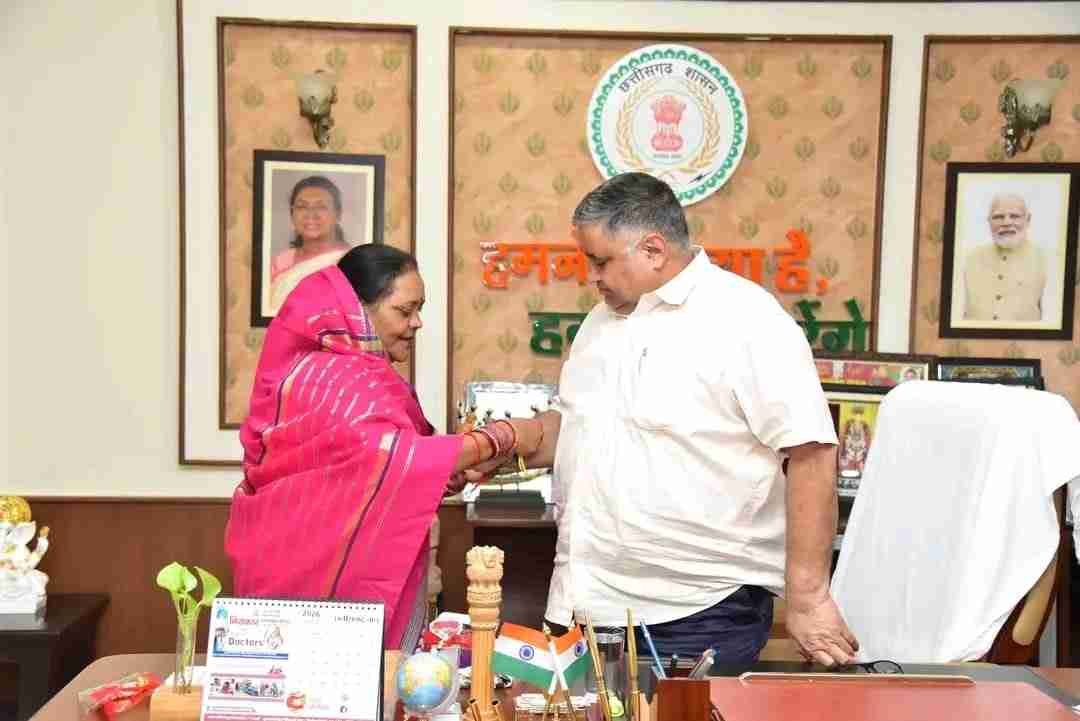 स्नेह, विश्वास और अपनत्व की डोर से मजबूत होते हैं भाई-बहन के रिश्ते : राजेश अग्रवाल स्नेह, विश्वास और अपनत्व की डोर से मजबूत होते हैं भाई-बहन के रिश्ते : राजेश अग्रवाल