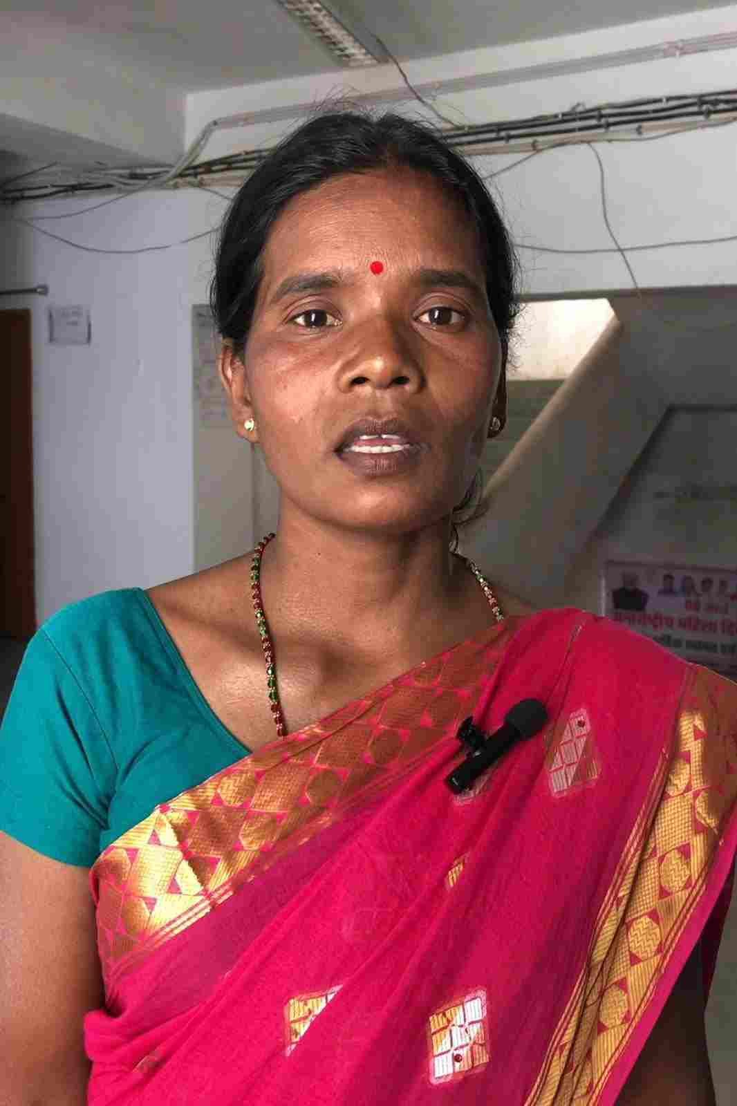 विष्णु भैया का संबल, बहनों की खुशहाली,महतारी वंदन से आत्मनिर्भर बन रहीं महिलाएं विष्णु भैया का संबल, बहनों की खुशहाली,महतारी वंदन से आत्मनिर्भर बन रहीं महिलाएं
