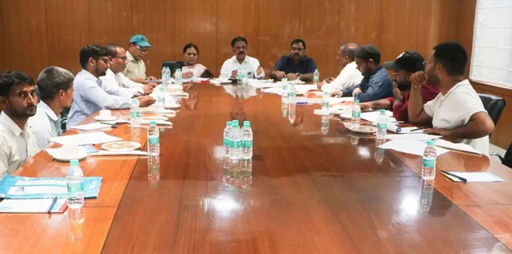 झारखंड में छात्रों और सरकार के बीच फिर नहीं बनी सहमति, परीक्षा रद्द करने की मांग पर अड़े छात्र झारखंड में छात्रों और सरकार के बीच फिर नहीं बनी सहमति, परीक्षा रद्द करने की मांग पर अड़े छात्र