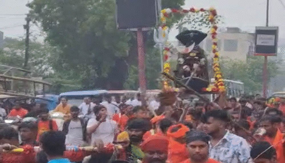 संस्कार कांवड़ यात्रा में CM के आगमन से बढ़ा उत्साह, जबलपुर में स्कूल बंद; यातायात व्यवस्था बदली संस्कार कांवड़ यात्रा में CM के आगमन से बढ़ा उत्साह, जबलपुर में स्कूल बंद; यातायात व्यवस्था बदली