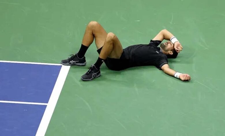 US Open 2026 में बड़ा उलटफेर, 20 साल बाद पहली बार ग्रैंड स्लैम के पहले दौर में हारे जोकोविक US Open 2026 में बड़ा उलटफेर, 20 साल बाद पहली बार ग्रैंड स्लैम के पहले दौर में हारे जोकोविक