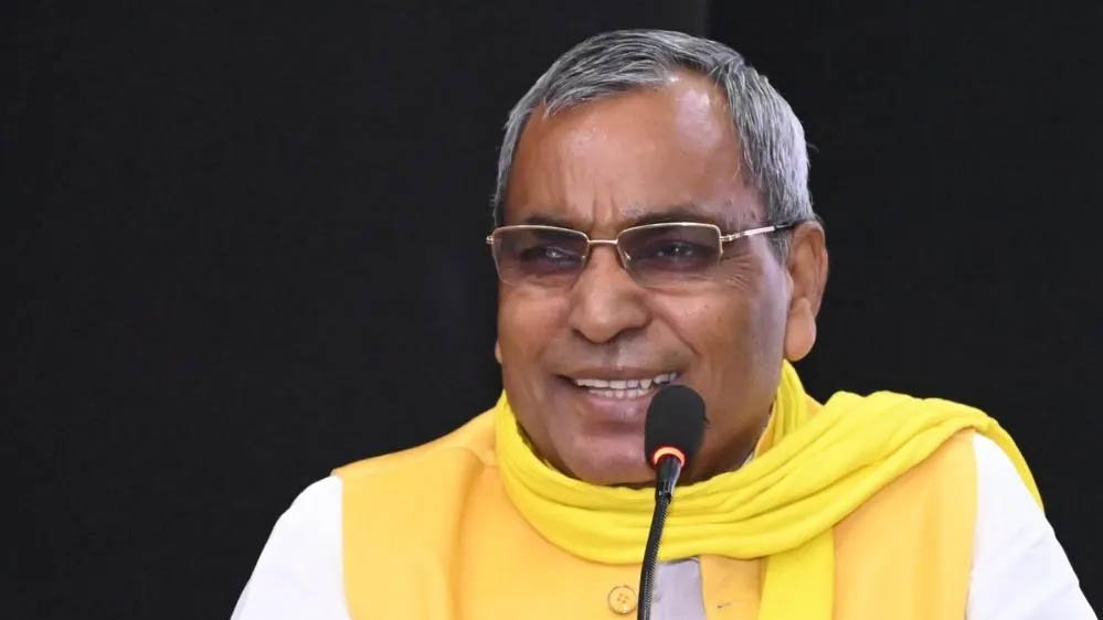 अगली पैदाइश में भी सपा सरकार नहीं बनेगी’… अखिलेश पर बरसे राजभर, बोले- ‘जमीन पर निकलकर देखो PDA की हकीकत’ अगली पैदाइश में भी सपा सरकार नहीं बनेगी’… अखिलेश पर बरसे राजभर, बोले- ‘जमीन पर निकलकर देखो PDA की हकीकत’