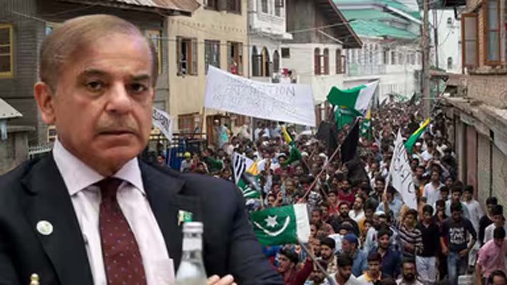 पीओके में हिंसा के बाद बैकफुट पर PML-N, प्रदर्शनकारियों से बातचीत को तैयार शहबाज सरकार पीओके में हिंसा के बाद बैकफुट पर PML-N, प्रदर्शनकारियों से बातचीत को तैयार शहबाज सरकार