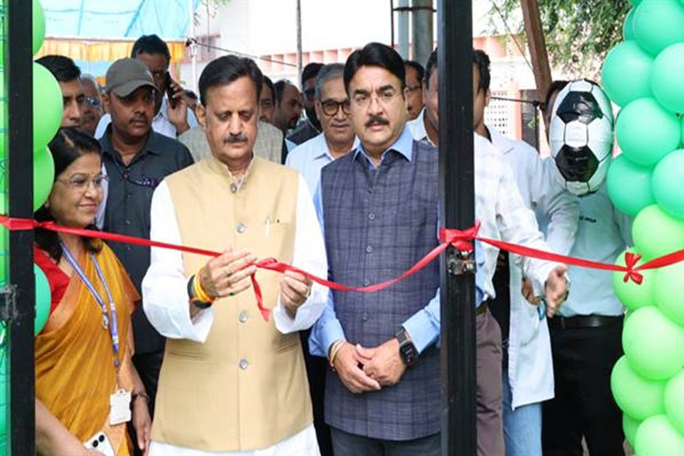 पूर्व छात्रों का अपनी संस्था से जुड़ाव नई पीढ़ी के विद्यार्थियों के लिए प्रेरणादायी: उप मुख्यमंत्री शुक्ल पूर्व छात्रों का अपनी संस्था से जुड़ाव नई पीढ़ी के विद्यार्थियों के लिए प्रेरणादायी: उप मुख्यमंत्री शुक्ल