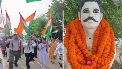 जहां ठाकुर रोशन सिंह ने दी शहादत, उसी जगह के नामकरण की मांग पर नौवें दिन भी धरना जारी जहां ठाकुर रोशन सिंह ने दी शहादत, उसी जगह के नामकरण की मांग पर नौवें दिन भी धरना जारी