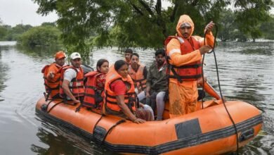 बाढ़ प्रभावित क्षेत्रों में राहत-बचाव के लिए 86 टीमें तैनात, एनडीआरएफ-एसडीआरएफ और पीएसी मोर्चे पर बाढ़ प्रभावित क्षेत्रों में राहत-बचाव के लिए 86 टीमें तैनात, एनडीआरएफ-एसडीआरएफ और पीएसी मोर्चे पर