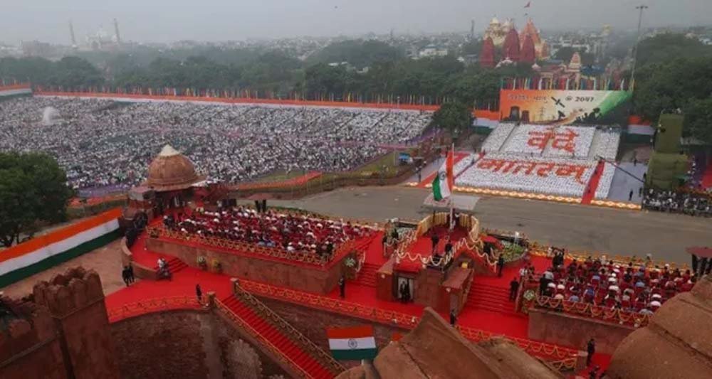 वंदे मातरम् पर सियासी संग्राम तेज, जानिए अपमान या गायन में बाधा पर कितनी होगी सजा वंदे मातरम् पर सियासी संग्राम तेज, जानिए अपमान या गायन में बाधा पर कितनी होगी सजा