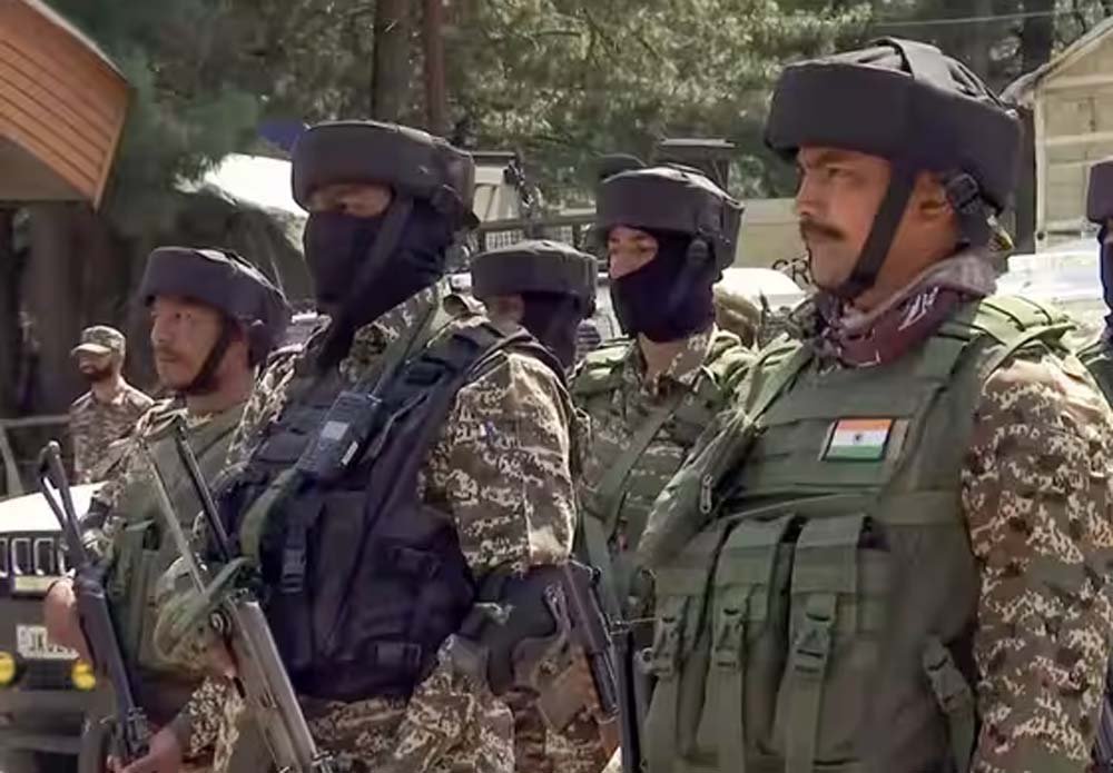 CRPF के 600 जवानों के लिए ₹4.54 करोड़ मंजूर, बर्फीले मोर्चों पर मिलेंगे खास उपकरण CRPF के 600 जवानों के लिए ₹4.54 करोड़ मंजूर, बर्फीले मोर्चों पर मिलेंगे खास उपकरण