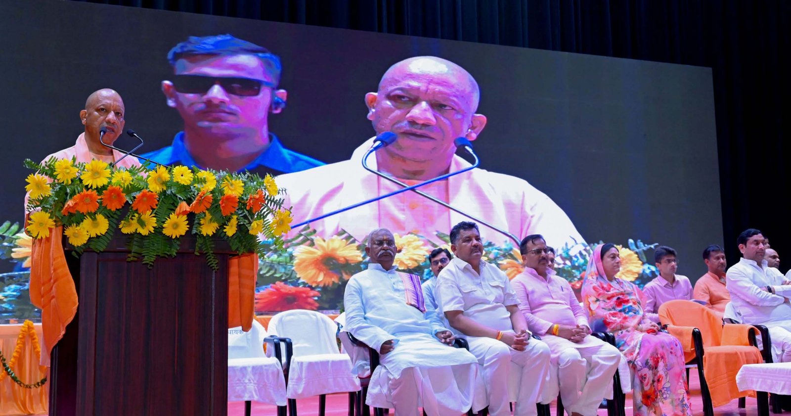 युवाओं को गुणवत्तापूर्ण कौशल, रोजगार और आत्मनिर्भरता से जोड़ना योगी सरकार की प्राथमिकता युवाओं को गुणवत्तापूर्ण कौशल, रोजगार और आत्मनिर्भरता से जोड़ना योगी सरकार की प्राथमिकता