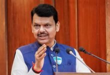 दिल्ली जाने की अटकलों पर फडणवीस का जवाब, बोले- महाराष्ट्र में ही रहूंगा और सेवा करता रहूंगा