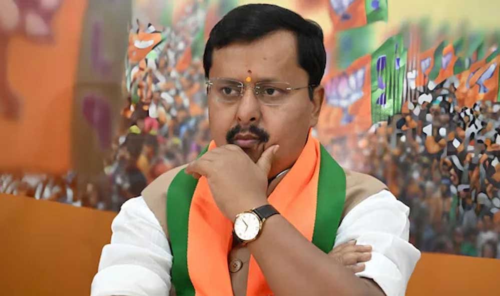 BJP संगठन में बड़ा बदलाव जल्द! नितिन नवीन की नई टीम में युवा और महिला चेहरों पर दांव BJP संगठन में बड़ा बदलाव जल्द! नितिन नवीन की नई टीम में युवा और महिला चेहरों पर दांव