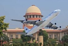 महंगे हवाई टिकट पर सुप्रीम कोर्ट सख्त, बोला- किराया नहीं घटा सकते तो उड़ानें रोकने पर करें विचार