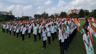 बोरा ग्रुप में हर्षोल्लास के साथ मनाया गया 80वां स्वतंत्रता दिवस, नर्सिंग छात्र – छात्राओं ने निकाली तिरंगा यात्रा बोरा ग्रुप में हर्षोल्लास के साथ मनाया गया 80वां स्वतंत्रता दिवस, नर्सिंग छात्र – छात्राओं ने निकाली तिरंगा यात्रा