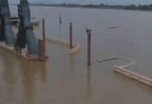 वाराणसी में गंगा का विकराल रूप, अस्सी से नमो घाट तक 84 घाट जलमग्न; बाढ़ को लेकर अलर्ट
