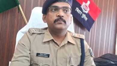 अररिया में नशा तस्करों को संरक्षण देने के आरोप में थानेदार निलंबित, दो लाइन हाजिर अररिया में नशा तस्करों को संरक्षण देने के आरोप में थानेदार निलंबित, दो लाइन हाजिर