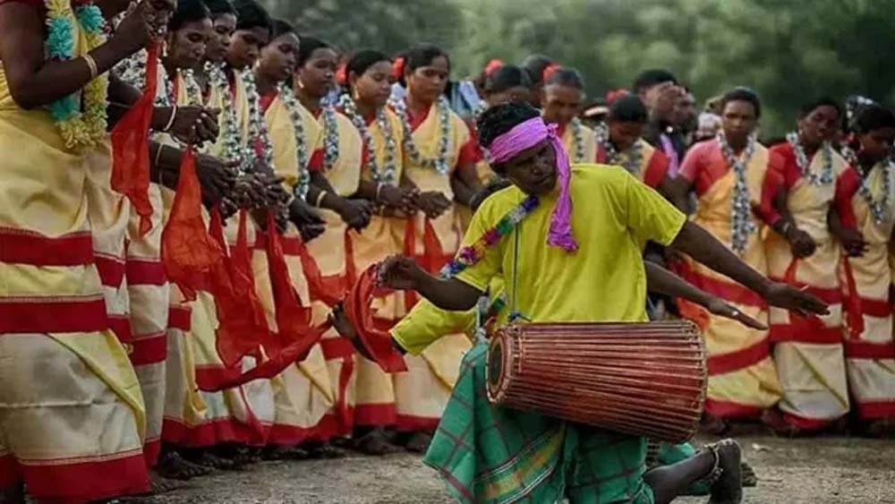 रांची में आज से दो दिवसीय आदिवासी महोत्सव, 600 कलाकार बिखेरेंगे संस्कृति के रंग रांची में आज से दो दिवसीय आदिवासी महोत्सव, 600 कलाकार बिखेरेंगे संस्कृति के रंग