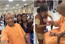 CM योगी ने निराश्रित बच्चियों और छात्राओं से बंधवाई राखी, रिटर्न गिफ्ट देकर दी पढ़ाई की सीख