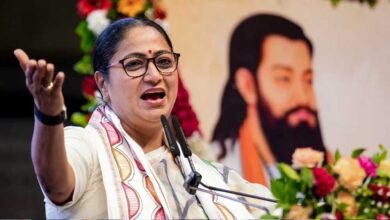 दिल्ली की महिलाओं को रक्षाबंधन का तोहफा, CM रेखा गुप्ता ने लॉन्च की लक्ष्मी योजना दिल्ली की महिलाओं को रक्षाबंधन का तोहफा, CM रेखा गुप्ता ने लॉन्च की लक्ष्मी योजना