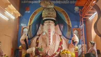 उज्जैन में गणेशजी के लिए सात समंदर पार से आईं राखियां, रक्षाबंधन पर 51 फीट की राखी होगी खास उज्जैन में गणेशजी के लिए सात समंदर पार से आईं राखियां, रक्षाबंधन पर 51 फीट की राखी होगी खास