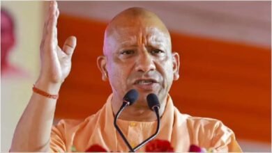 नेपालगंज-वाराणसी स्पेशल ट्रेन को CM योगी ने दिखाई हरी झंडी, चार नई ट्रेनों का शुभारंभ नेपालगंज-वाराणसी स्पेशल ट्रेन को CM योगी ने दिखाई हरी झंडी, चार नई ट्रेनों का शुभारंभ