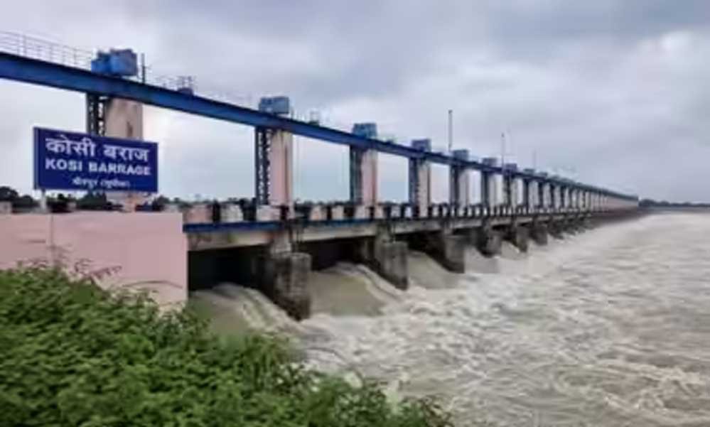 तिब्बत-नेपाल सीमा पर एक और झील फटी, बिहार में वाल्मीकिनगर से कोसी तक हाई अलर्ट तिब्बत-नेपाल सीमा पर एक और झील फटी, बिहार में वाल्मीकिनगर से कोसी तक हाई अलर्ट
