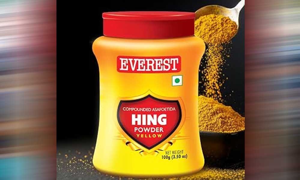 Everest की हींग पर बैन! FSSAI को गरम मसाले और चिकन मसाले में भी मिली गड़बड़ी Everest की हींग पर बैन! FSSAI को गरम मसाले और चिकन मसाले में भी मिली गड़बड़ी