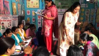 चुनावी साल में योगी सरकार का बड़ा दांव, आंगनबाड़ी कार्यकर्ताओं और सहायिकाओं का मानदेय डेढ़ गुना करने की तैयारी