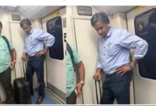 न रुतबा, न VIP ट्रीटमेंट… मेट्रो में खड़े जवागल श्रीनाथ की सादगी ने जीता दिल