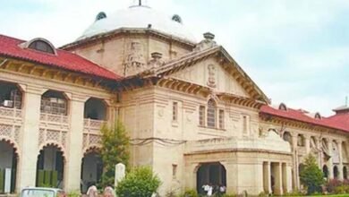इलाहाबाद हाईकोर्ट ने सतेंद्र उर्फ डॉक्टर की हिस्ट्रीशीट की रद्द, कहा- मुकदमे दर्ज होना पेशेवर अपराधी होने का आधार नहीं इलाहाबाद हाईकोर्ट ने सतेंद्र उर्फ डॉक्टर की हिस्ट्रीशीट की रद्द, कहा- मुकदमे दर्ज होना पेशेवर अपराधी होने का आधार नहीं