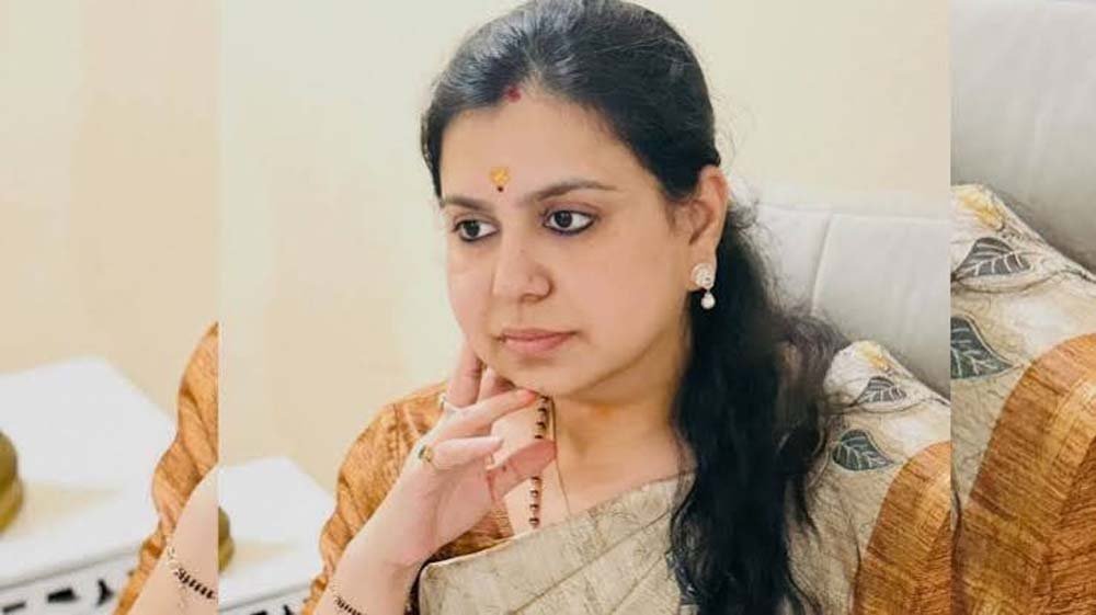 यूपी की चर्चित IAS दिव्या मित्तल ने दिया इस्तीफा, 13 साल की सेवा के बाद लिखी भावुक चिट्ठी यूपी की चर्चित IAS दिव्या मित्तल ने दिया इस्तीफा, 13 साल की सेवा के बाद लिखी भावुक चिट्ठी