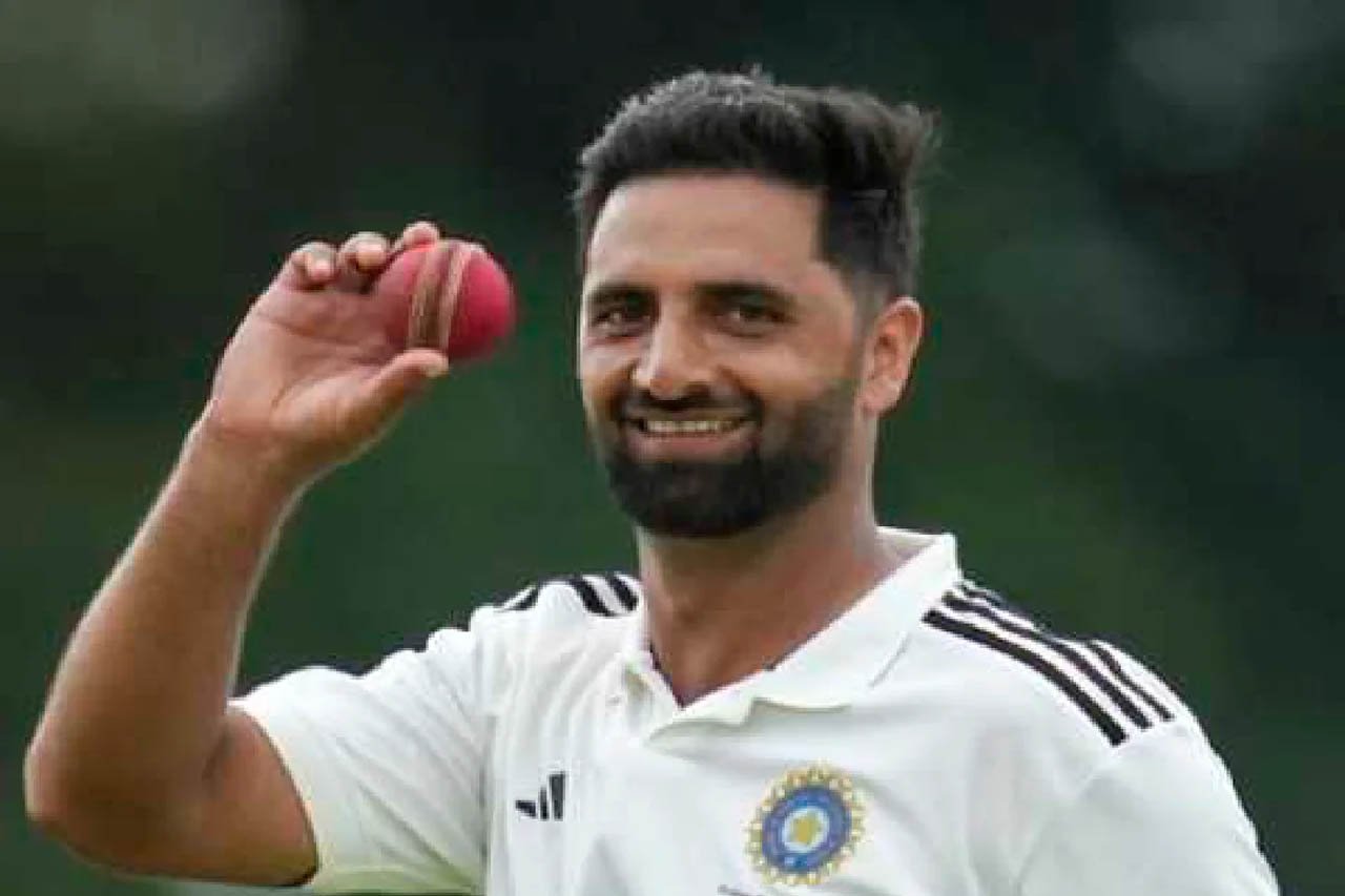 104 विकेट का मिला इनाम! आकिब नबी को पहली बार टीम इंडिया से बुलावा 104 विकेट का मिला इनाम! आकिब नबी को पहली बार टीम इंडिया से बुलावा