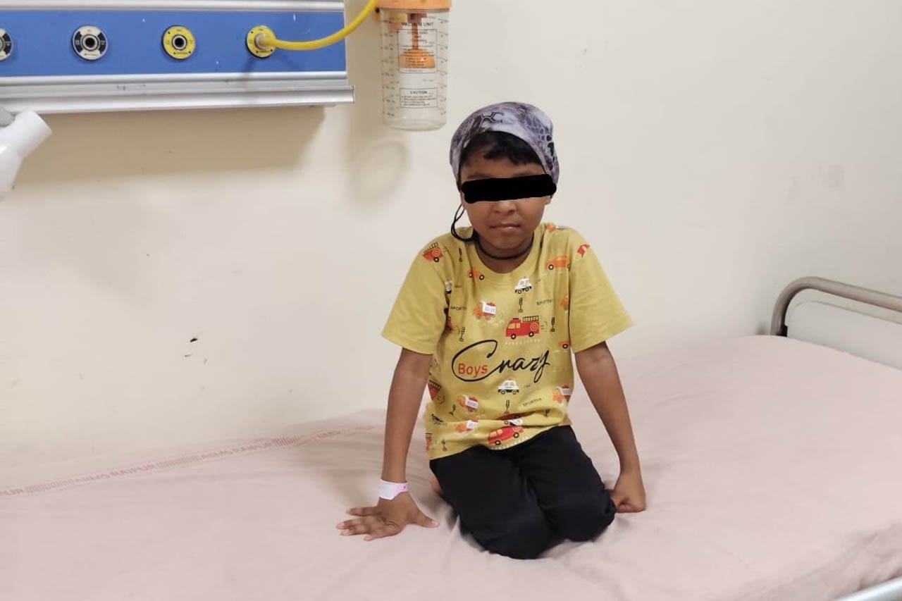 खामोशी में बीत रहा था बचपन, अब सुनाई देंगी दुनिया की आवाजें खामोशी में बीत रहा था बचपन, अब सुनाई देंगी दुनिया की आवाजें
