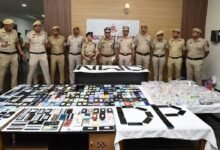 दिल्ली पुलिस का ऑपरेशन प्रहार, 72 घंटे में 390 चोरी के मोबाइल और 66 वाहन बरामद