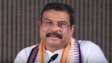 नीट पेपर लीक विवाद पर धर्मेंद्र प्रधान का बड़ा बयान, बोले- पद मेरे लिए महत्वपूर्ण नहीं नीट पेपर लीक विवाद पर धर्मेंद्र प्रधान का बड़ा बयान, बोले- पद मेरे लिए महत्वपूर्ण नहीं
